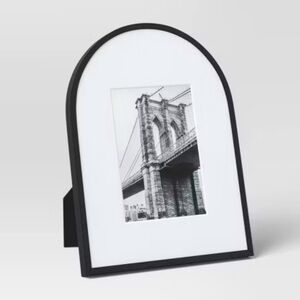 NWT THRESHOLD Black Arch Photo Frame Matted to 5x7